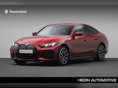 BMW i4 - eDrive35 70 kWh M-Sport Edition | Harman Kardon | Camera | LED koplampen en Laser achterli