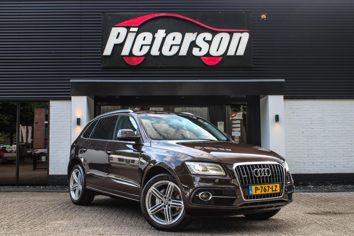 Audi Q5 - 2.0 TFSI Quattro S-line FACELIFT 4x STOELVERWARMING - AutoWereld.nl