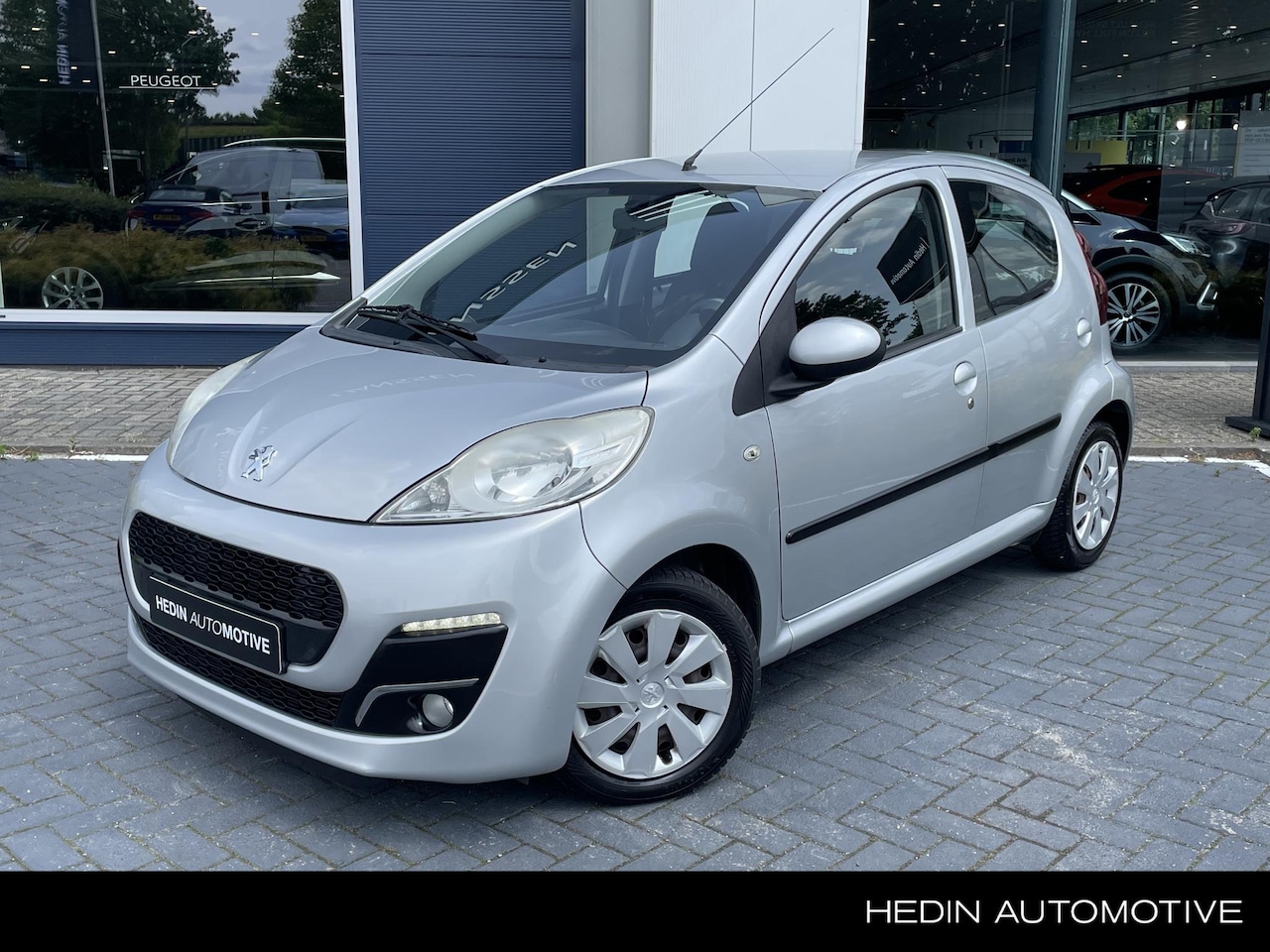 Peugeot 107 - 1.0 Active | Airco | 5-Deurs | Pack Premium - AutoWereld.nl