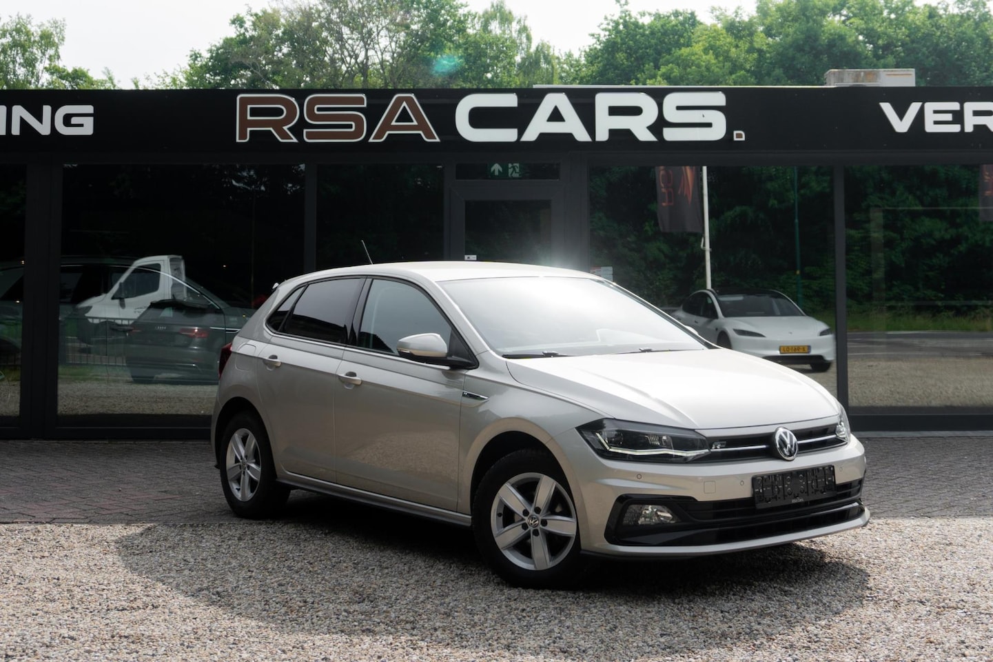 Volkswagen Polo - 1.0 TSI R-Line / Car play / Keyless / Garantie / - AutoWereld.nl