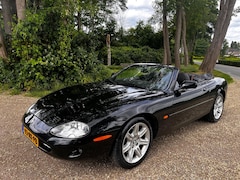 Jaguar XK8 - 4.0 V8 Convertible