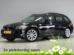 BMW 3-serie Touring - 318i Business Line/ Trekhaak/ Bi-Xenon/ 17''LMV/ LEDER/ Clima/ Navi/ Cruise/ Bluetooth/ Mu