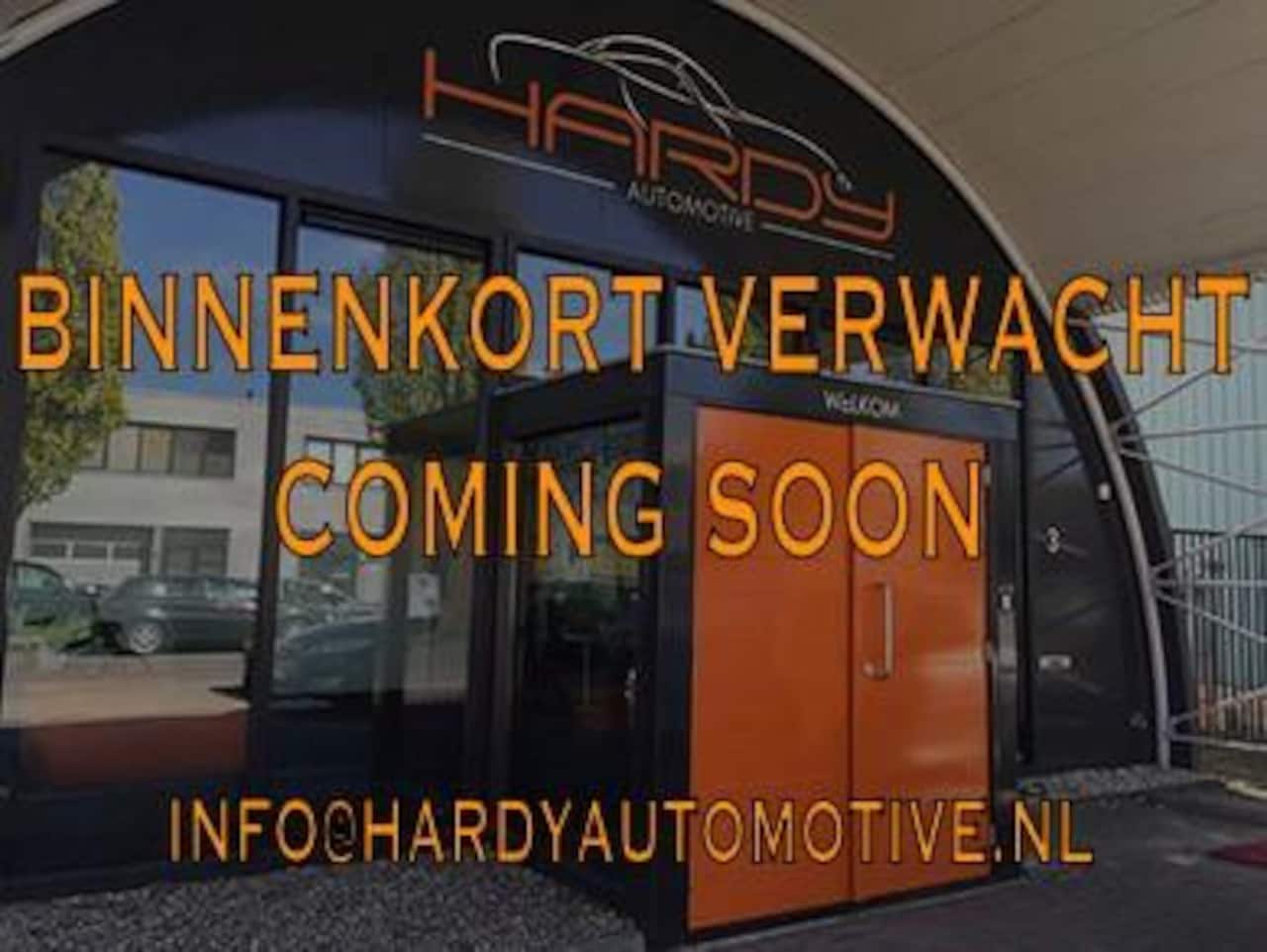 Toyota Aygo - 1.0 VVT-i X-PLAY NAVI CAMERA ALLSEASON RIJKLAARPRIJS! - AutoWereld.nl