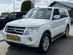 Mitsubishi Pajero - 3.8 V6 Instyle 7-Persoons 2014 Wit Schuifdak