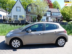 Peugeot 208 - 1.2 VTi 5-Deurs 98.000km Airco Cruise PDC Historie