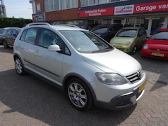 Volkswagen Golf - 1.4 TSI Cross/Airco/Park.sensor/LMV/navi