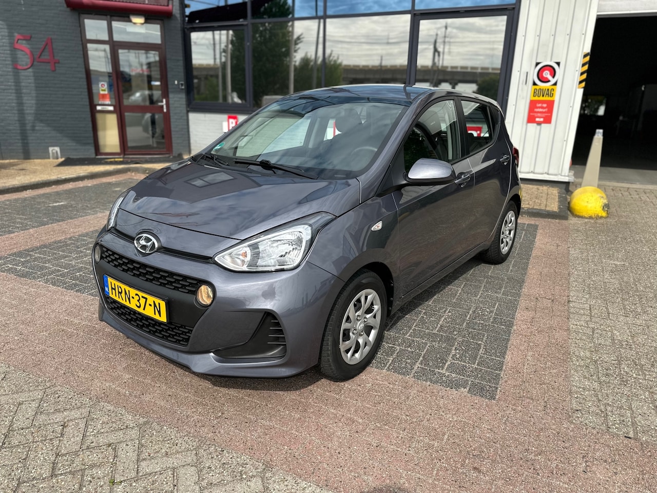 Hyundai i10 - 1.0i Comfort 5p. 1.0i Comfort 5p. , AUTOMAAT 9900km!!!! - AutoWereld.nl