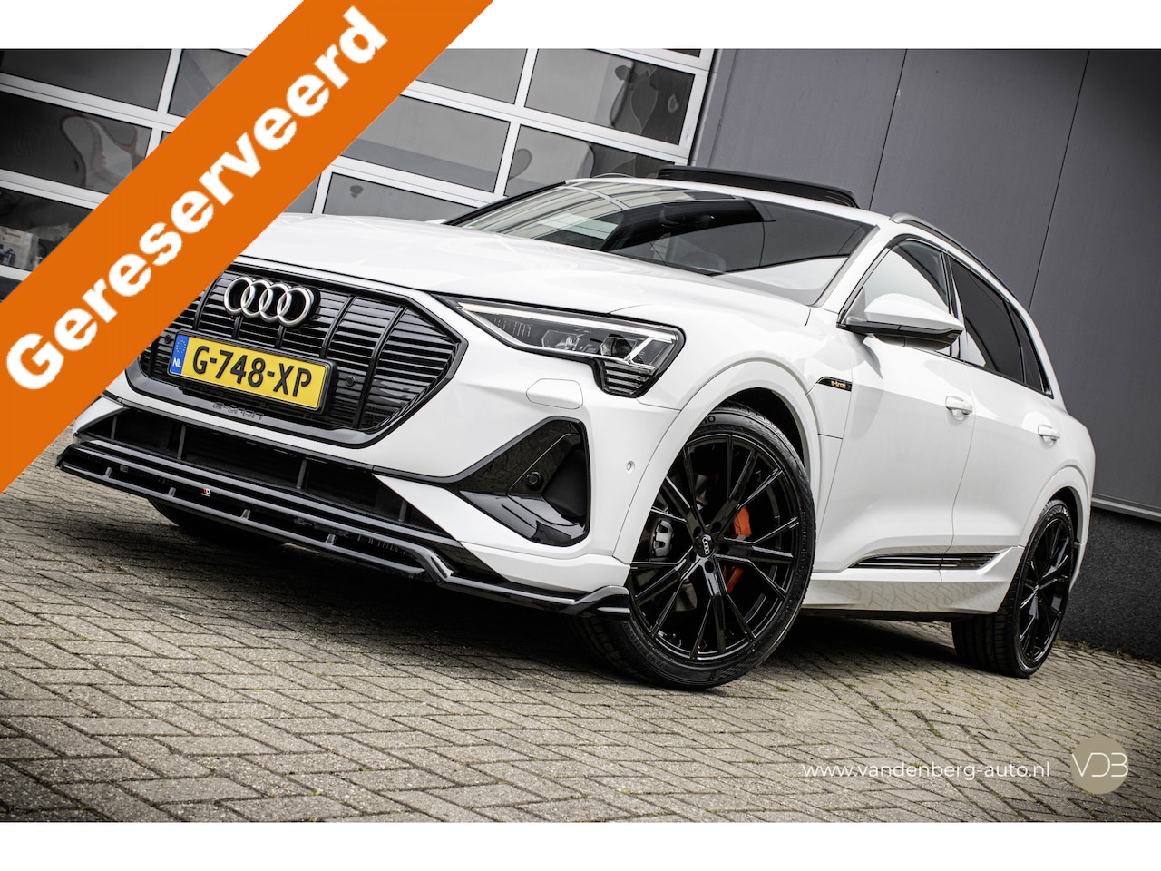 Audi e-tron - 50 Quattro 3x S-Line Black Edition 22inch Pano Origineel NL - AutoWereld.nl