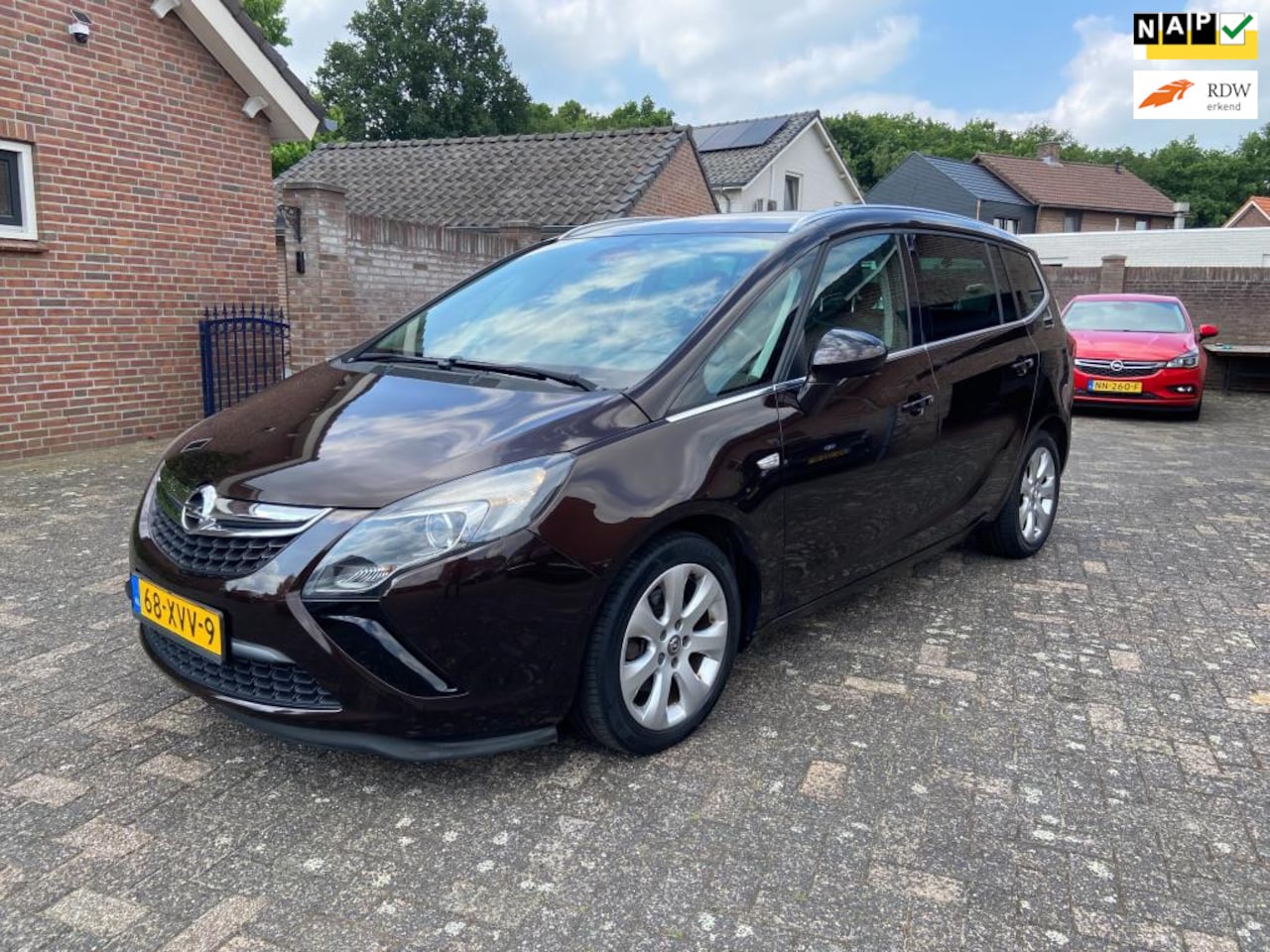 Opel Zafira Tourer - 1.4 Cosmo nieuw model Dealer onderhouden N.A.P - AutoWereld.nl