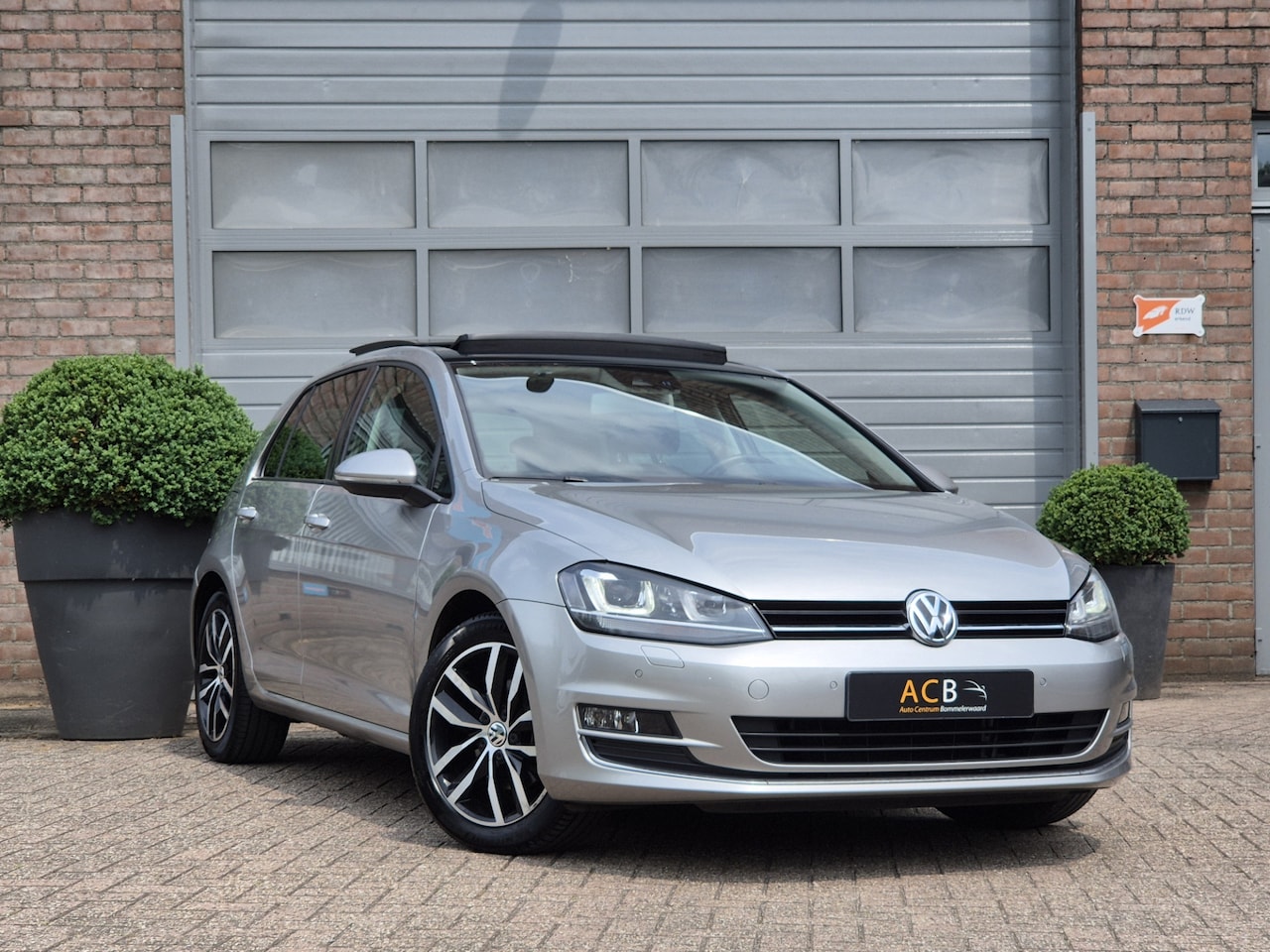 Volkswagen Golf - 1.4 TSI ACT Highline Schuifdak/Navigatie/ - AutoWereld.nl