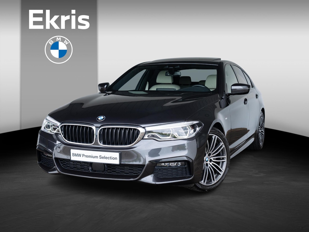 BMW 5-serie - Sedan 520i | High Executive | M Sportpakket | Achteruitrijcamera | Schuif-/kanteldak | Sto - AutoWereld.nl