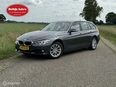 BMW 3-serie Touring - 320d Upgrade Edition Automaat Clima Goed onderhouden