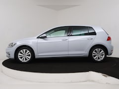 Volkswagen Golf - 1.0 TSI Comfortline Automaat (NAVIGATIE, CARPLAY, STUURBEDIENING, PARKEERSENSOREN, CLIMA)
