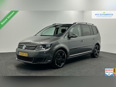 Volkswagen Touran - 1.2 TSI Highline BlueMotion NAVI TREKHAAK CRUISE