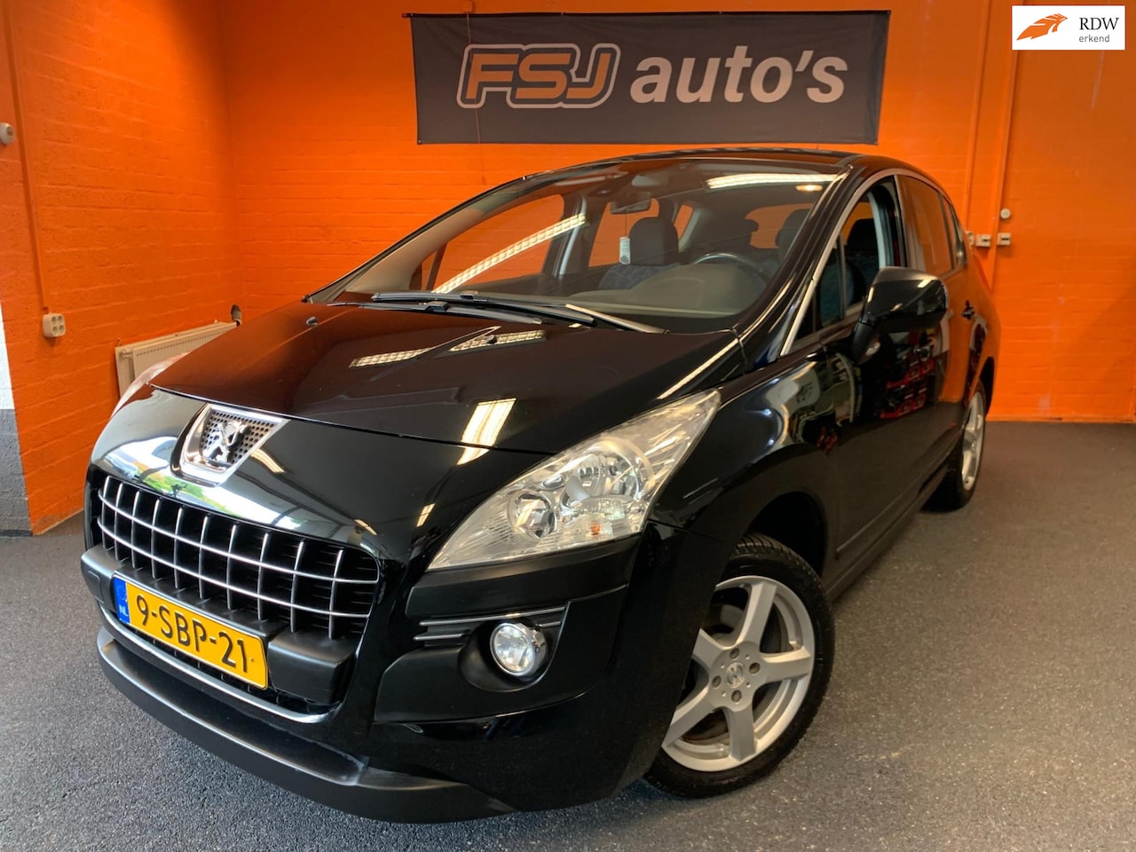 Peugeot 3008 - 1.6 VTi SR / DE-LUXE / CRUISE / AIRCO / NAVI!! - AutoWereld.nl