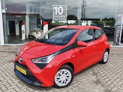 Toyota Aygo - 1.0 VVT-i x-play | DAB | Android Auto | Achteruitrijcamera