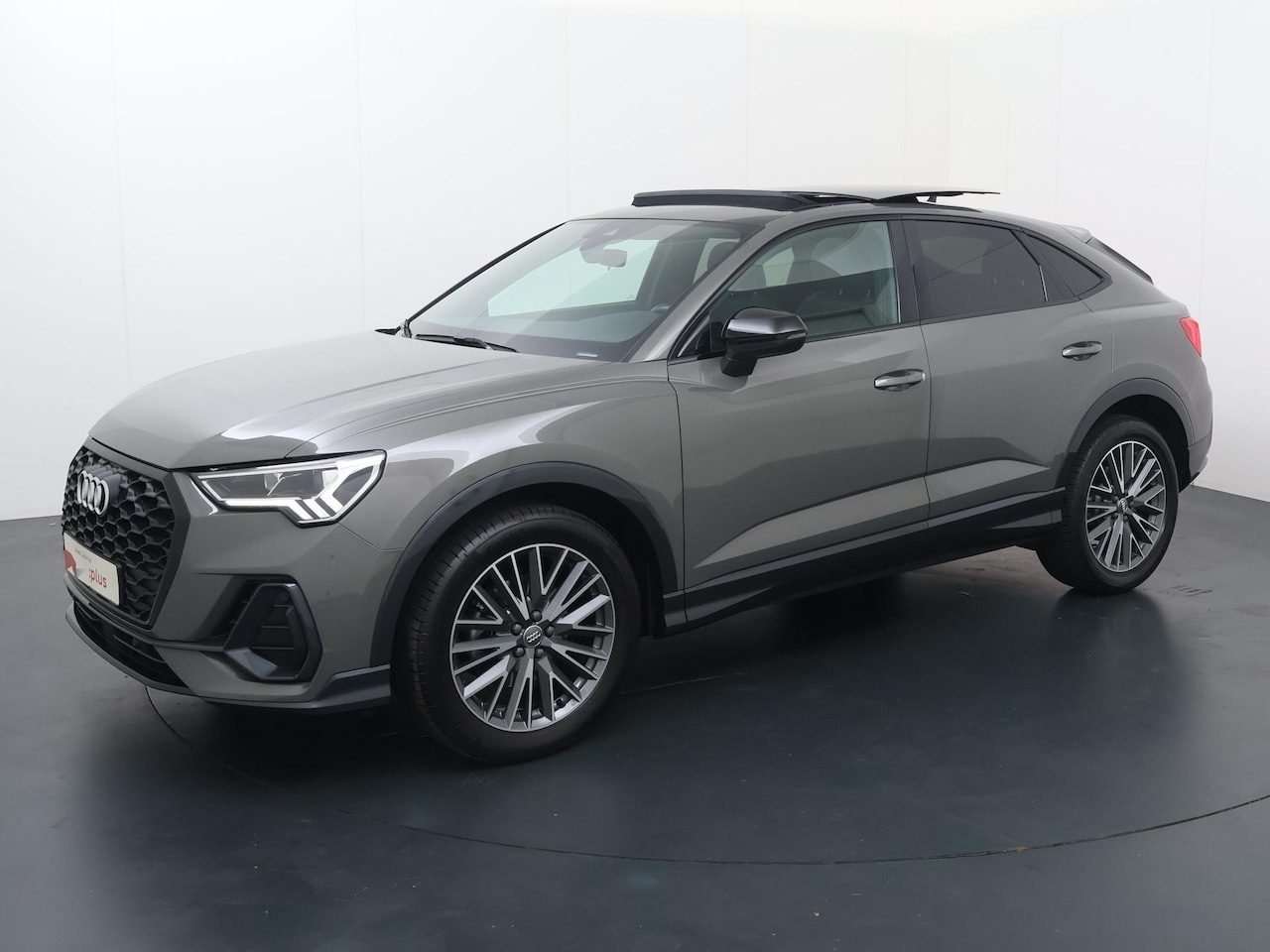Audi Q3 Sportback - 35 TFSI Pro Line business | 150 PK | Automaat | Panoramadak | Navigatiesysteem | - AutoWereld.nl