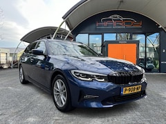 BMW 3-serie Touring - 318i Business Edition Digi Dash Sportstoelen 1e EIG NL-Auto Rijklaarprijs