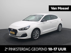 Hyundai i30 Fastback - 1.0 T-GDI Comfort | Apple Carplay / Android Auto | Cruise Control | DAB Radio | Privacy Gl