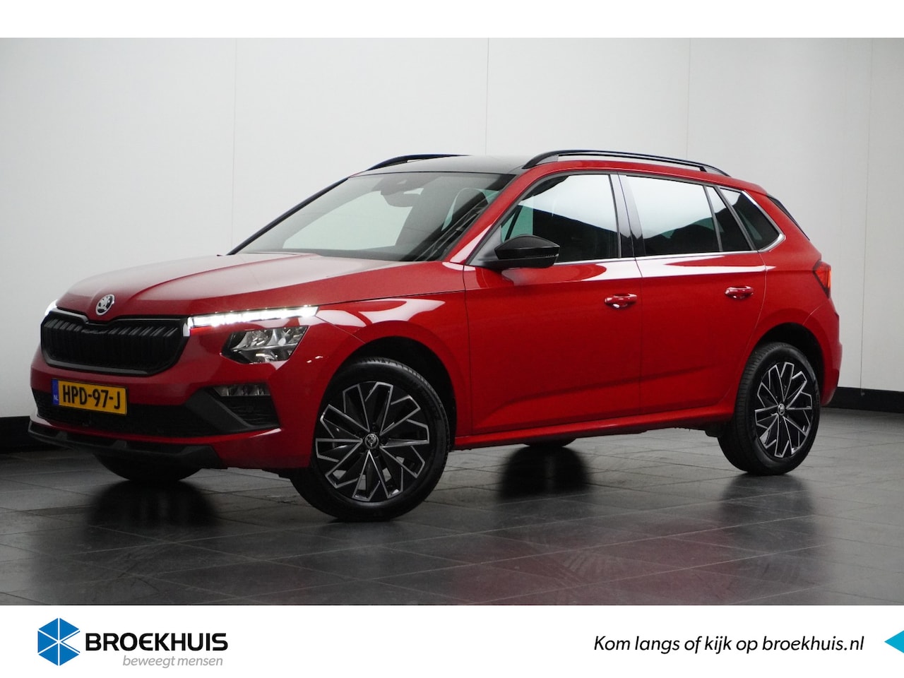 Skoda Kamiq - 1.0 TSI DSG Sport Business | Panoramadak | Apple Carplay | Camera achter | PDC V+A | Clima - AutoWereld.nl