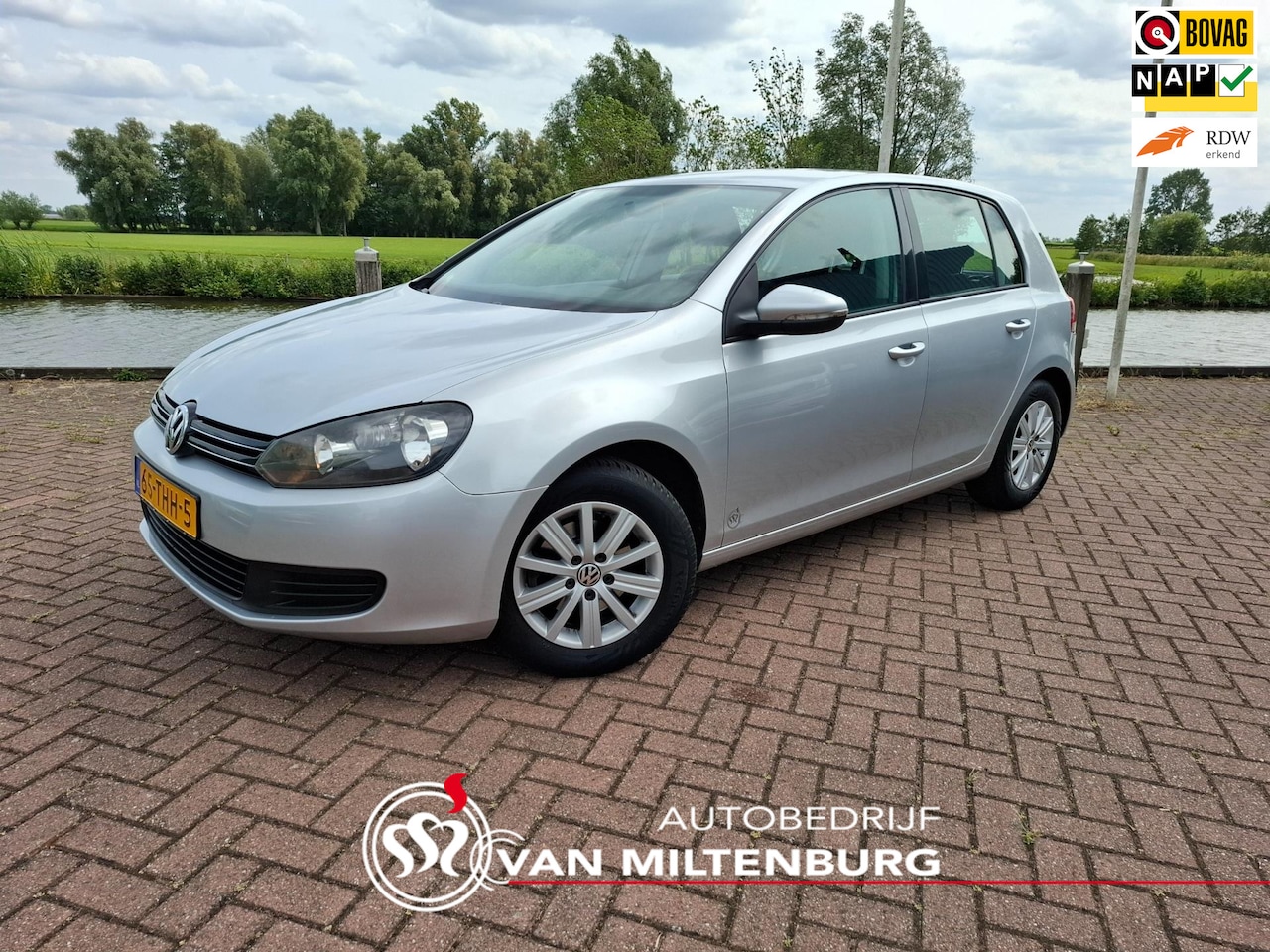 Volkswagen Golf - 1.2 TSI Comfortline BlueM. Clima Cruise Trekhaak AllSeason banden - AutoWereld.nl