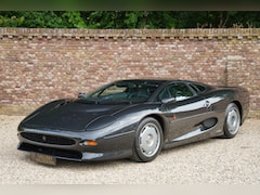 Jaguar XJ - XJ220 "Daytona Black" 2200 KMS "One of eighteen" delivered in Daytona Black, You could cho