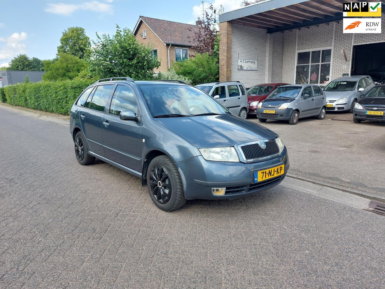 Skoda Fabia Combi - 1.4-16V Flash met Nieuwe APK - AutoWereld.nl