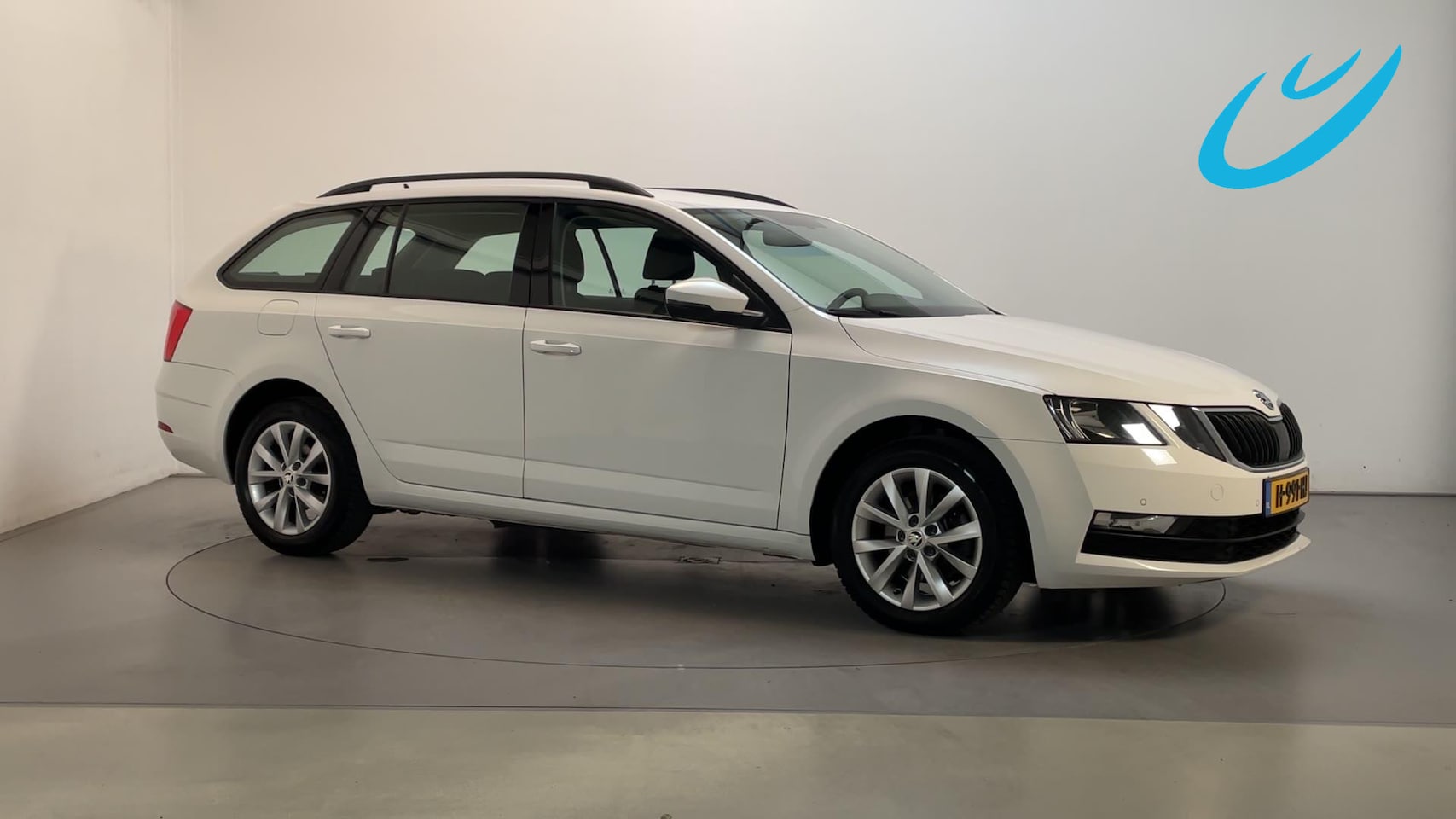 Skoda Octavia Combi - 1.5 TSI 150pk DSG Greentech Business Edition Navigatie Parkeersensoren Climate Control - AutoWereld.nl
