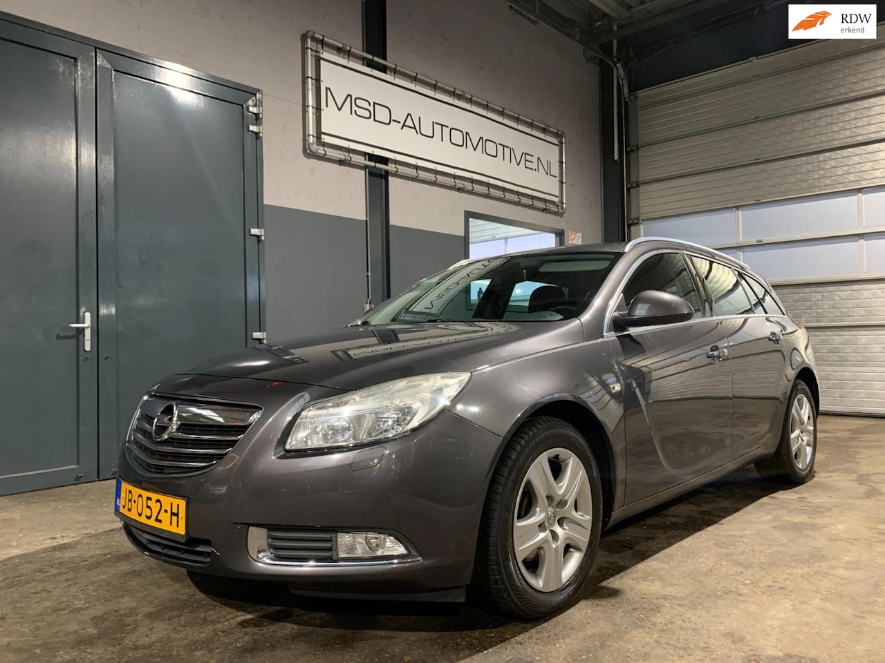 Opel Insignia Sports Tourer - 2.0 T Cosmo Automaat LEES TEKST/EXPORT Trekhaak - AutoWereld.nl