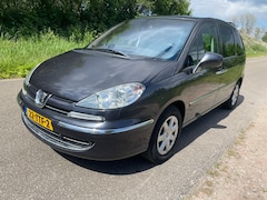 Peugeot 807 - 2.0 HDiF Blue Lease