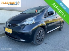 Toyota Aygo - 1.0-12V + AIRCO * NAVIGATIE * 5 DRS