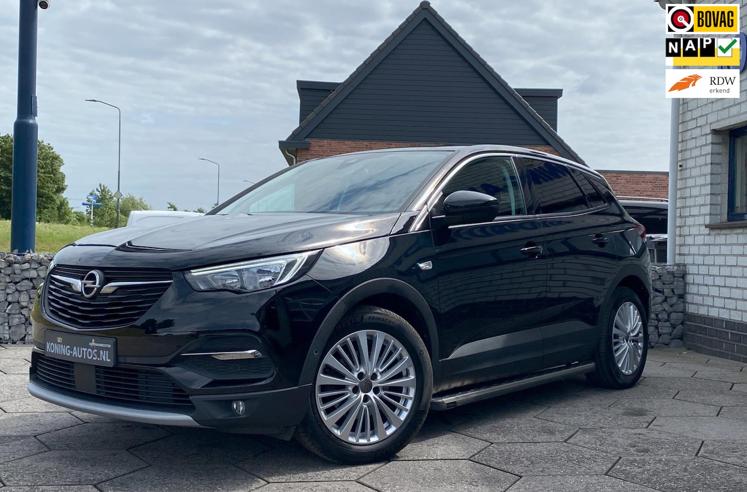 Opel Grandland X - 1.2 Turbo Innovation Automaat/ Clime/ Camera - AutoWereld.nl