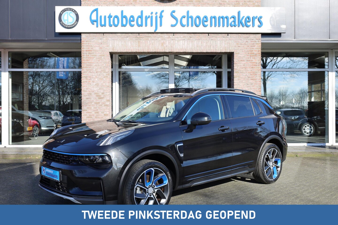 Lynk & Co 01 - 1.5 261PK! PANO/SCHUIF INFINITY DAB NAVI CARPLAY CAMERA STOELVERWARMING ELEK.ACHTERKLEP 20 - AutoWereld.nl