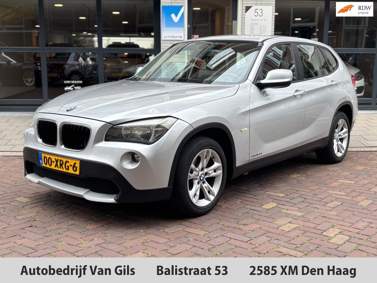 BMW X1 - SDrive20i Business | AIRCO | NAVIGATIE | PDC | BLUETOOTH | LMV 17 | - AutoWereld.nl
