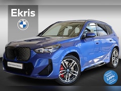 BMW iX1 - eDrive20 M Sportpakket Pro | Travel & Premium Pack | Driving Assitant Plus