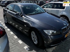 BMW 3-serie - 318i Business Line Navi Airco