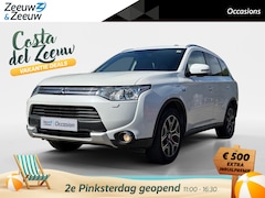 Mitsubishi Outlander - 2.0 PHEV Instyle X-Line | Trekhaak | Navigatie | Schuif kantel dak | Lederen bekleding