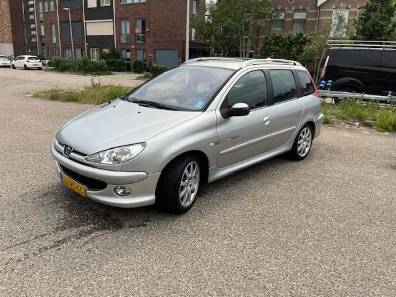 Peugeot 206 SW - 1.6-16V Quiksilver! Airco! Trekhaak! 2005! - AutoWereld.nl