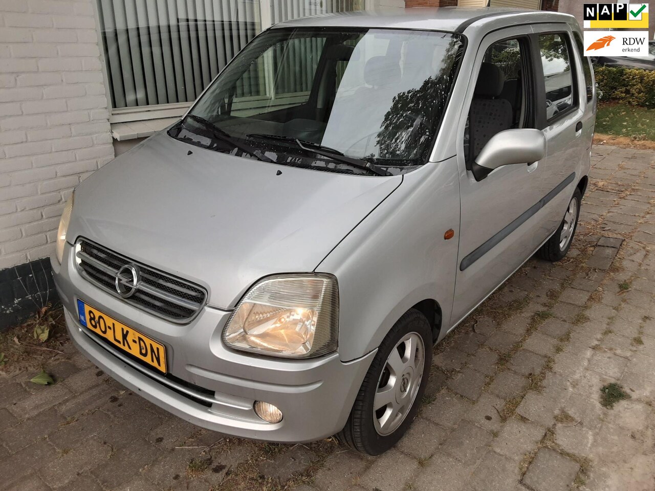 Opel Agila - 1.2-16V Elegance 1.2-16V Elegance - AutoWereld.nl
