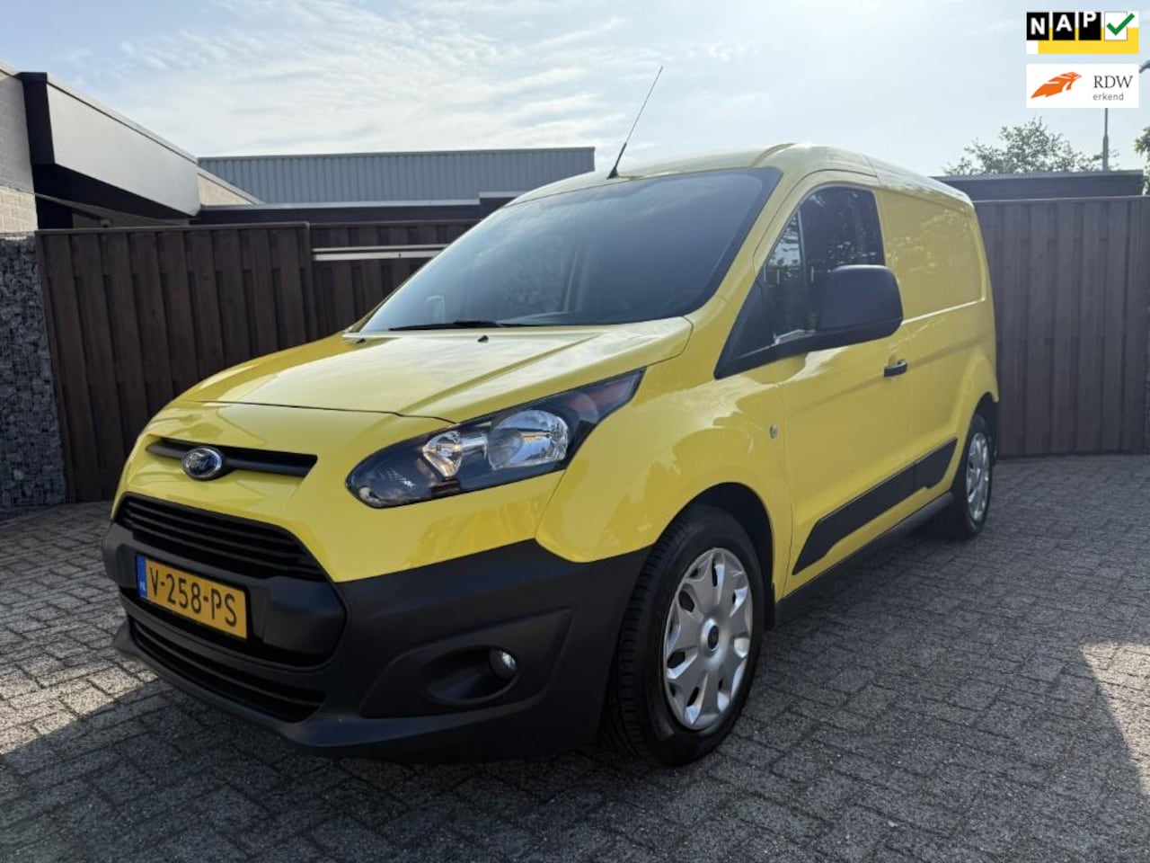 Ford Transit Connect - 1.5 TDCI L1 Trend AIRCO EURO 6 - AutoWereld.nl