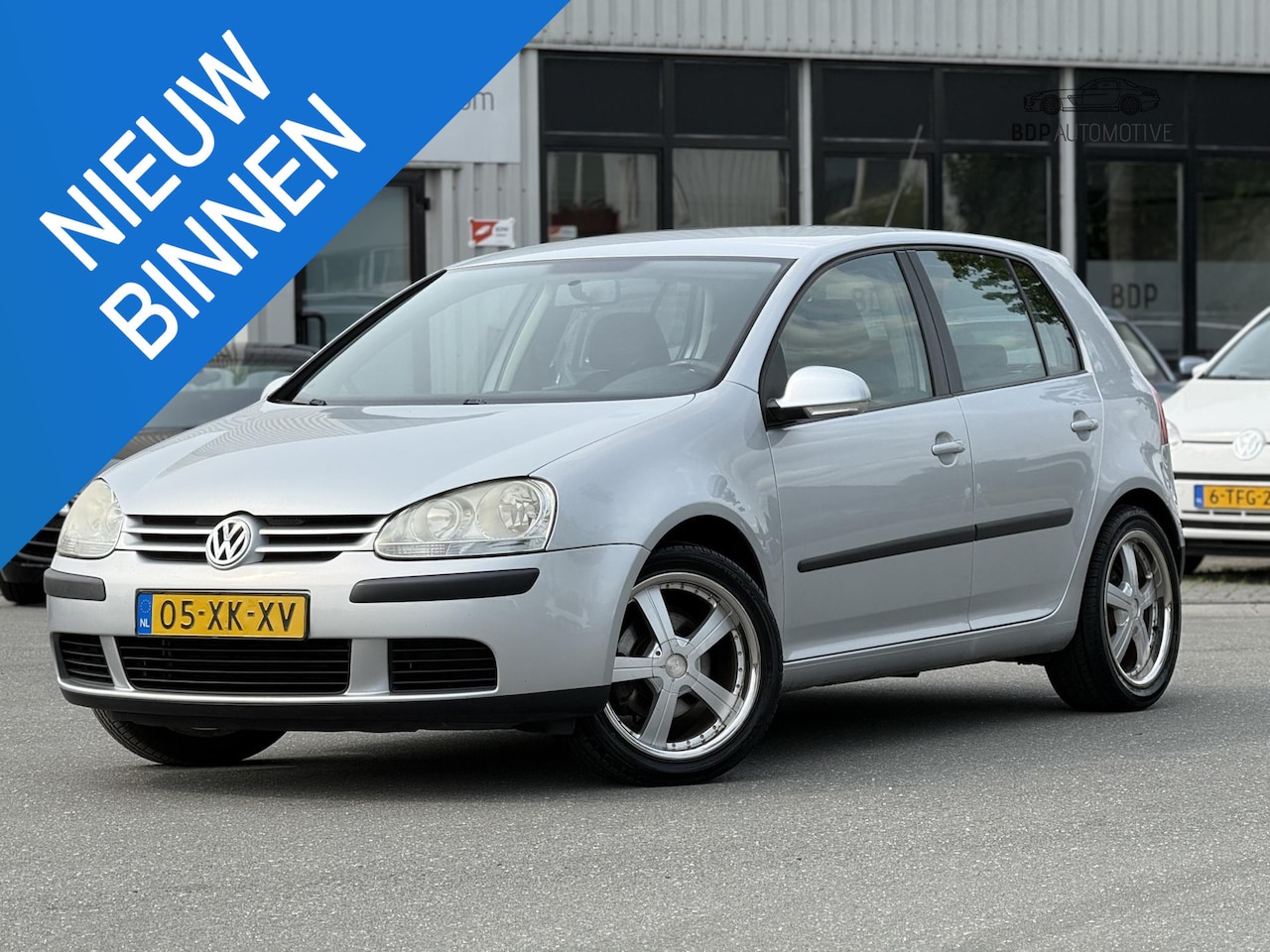 Volkswagen Golf - 1.6 Optive 4 AIRCO/TREKHAAK - AutoWereld.nl