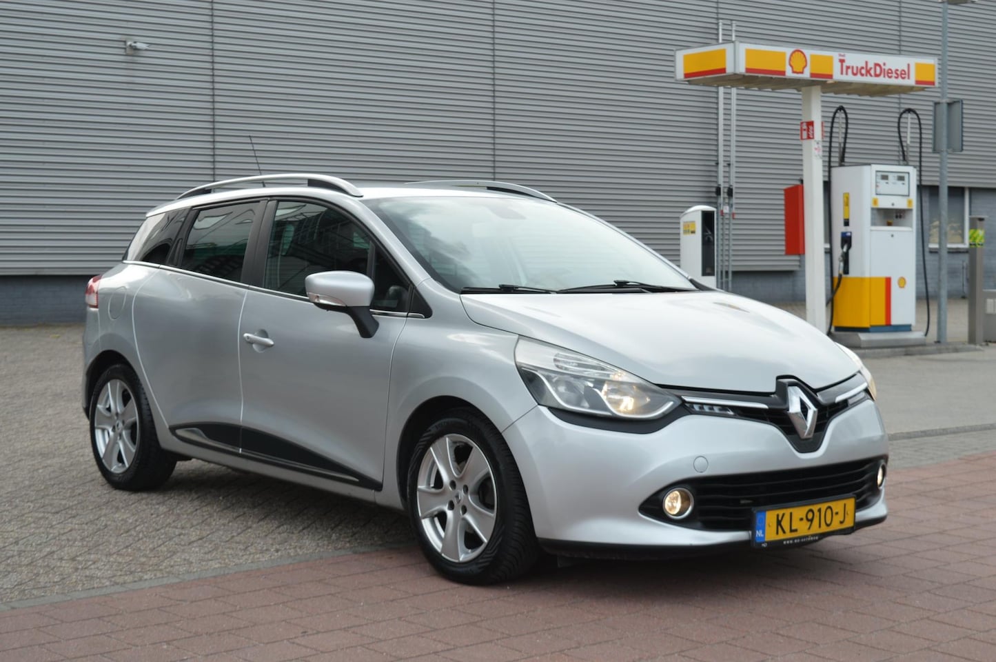 Renault Clio Estate - 0.9 TCe Dynamique bj15 navi cruise elc pak - AutoWereld.nl