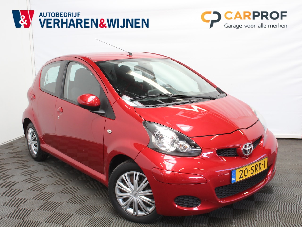 Toyota Aygo - 1.0-12V Comfort Navigator AUTOMAAT | NAVI | AIRCO | STB | ELRM | CV - AutoWereld.nl