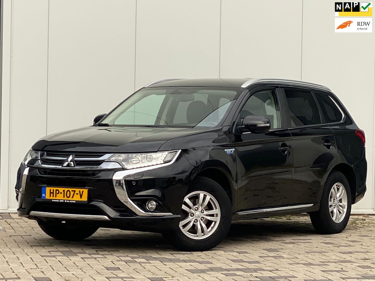 Mitsubishi Outlander - 2.0 PHEV Business Edition 2.0 PHEV Business Edition - AutoWereld.nl
