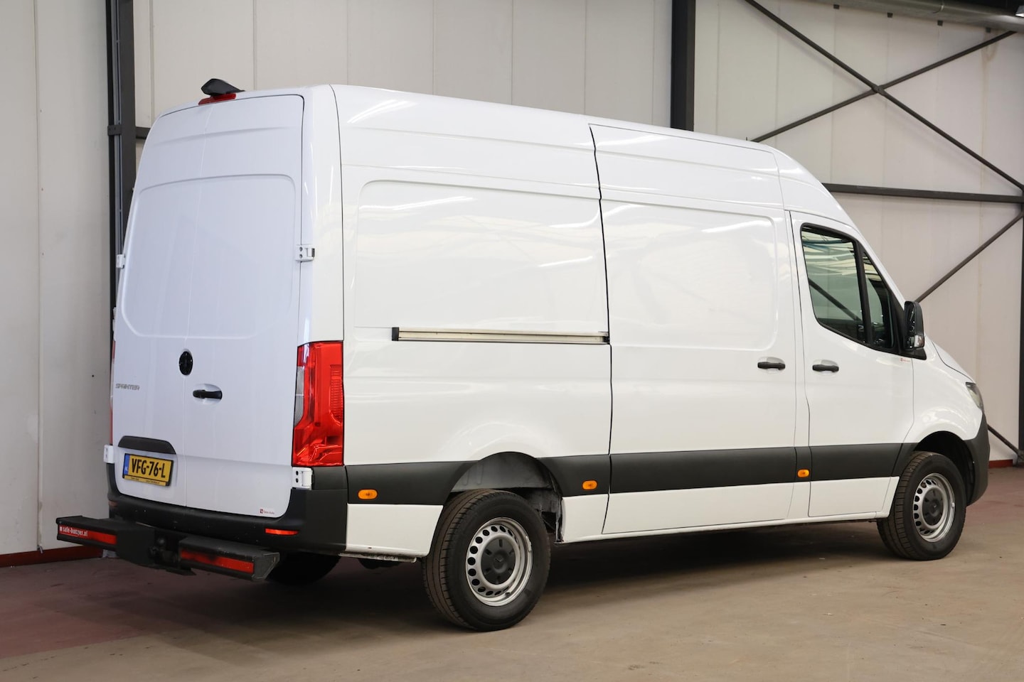 Mercedes-Benz Sprinter - 316 2.2 CDI L2H2 AUTOMAAT 3500KG TREKVERMOGEN - AutoWereld.nl