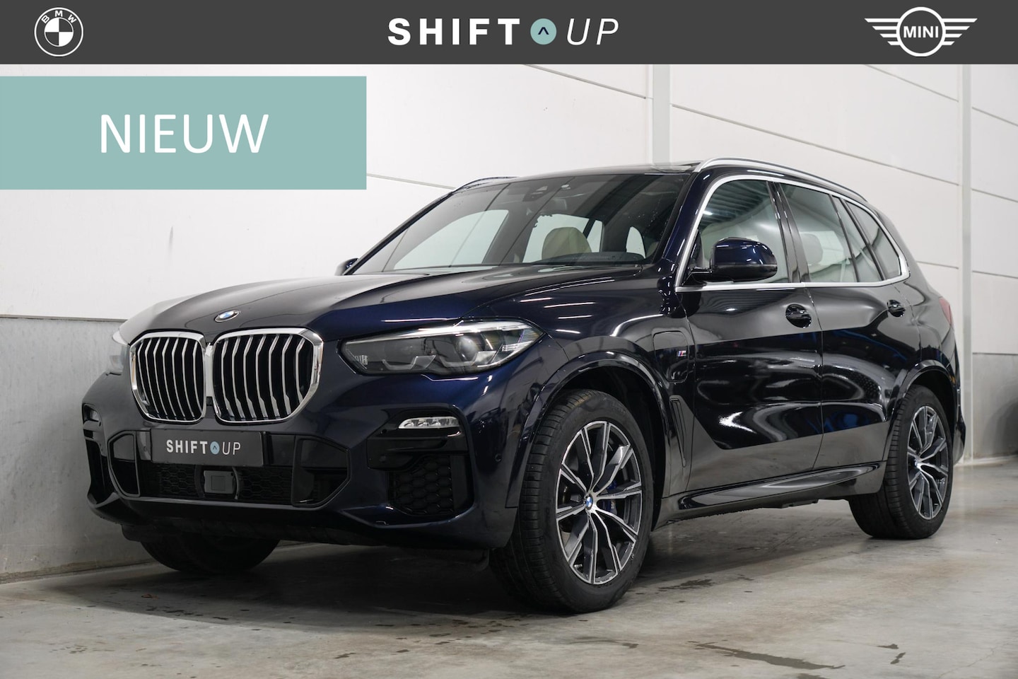 BMW X5 - xDrive45e M-Sport | Panoramadak | Elektr. Trekhaak - AutoWereld.nl