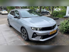 Opel Astra - 1.2 Turbo Hybrid Ultimate | HUD | Pano | Climate | Stoel- Stuurverwarming | Carplay/Androi