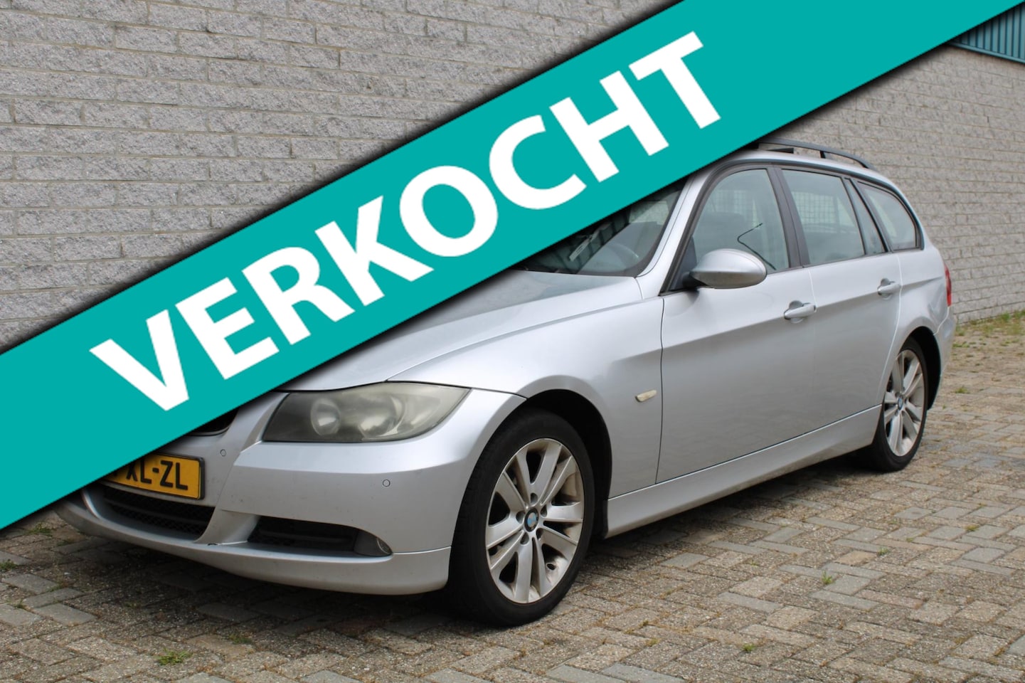 BMW 3-serie Touring - 318d High Executive Navigatie Export - AutoWereld.nl