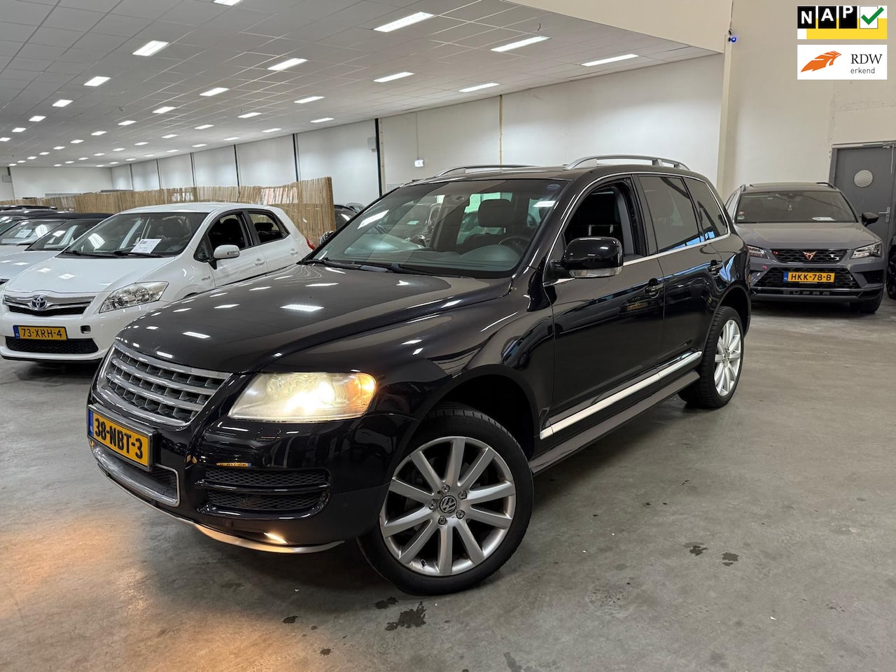 Volkswagen Touareg - 3.6 V6 / RIJDT SCHAKELT GOED / AUTOMAAT NETTE AUTO - AutoWereld.nl