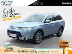 Mitsubishi Outlander - 2.0 PHEV Executive Edition Trekhaak | Schuifdak | Navi | Airco/ECC